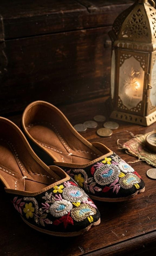 Midnight Floral Embroidered Ethnic Jutti