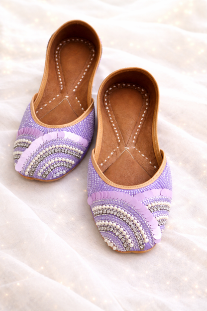 Lilac Pearl Embellished Juttis