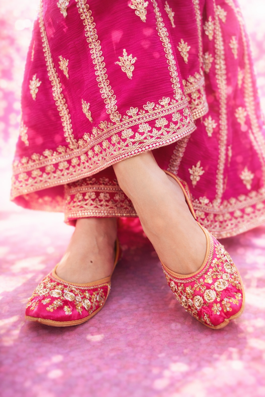 Rani Pink Embellished Juttis