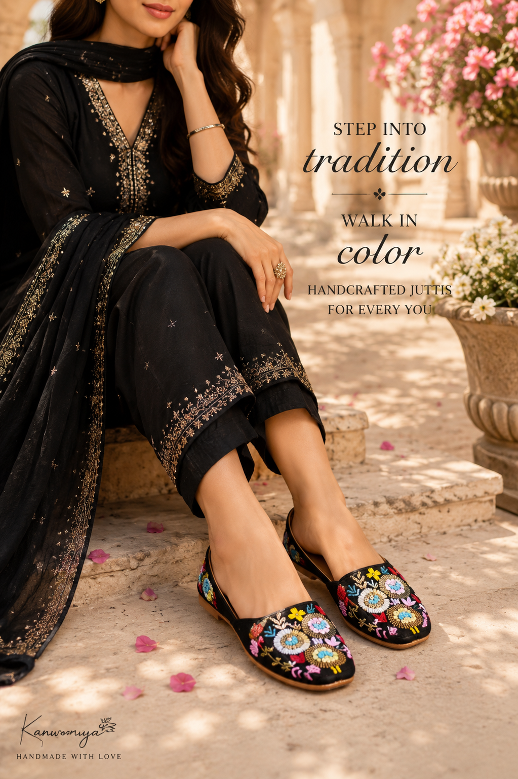 Midnight Floral Embroidered Ethnic Jutti