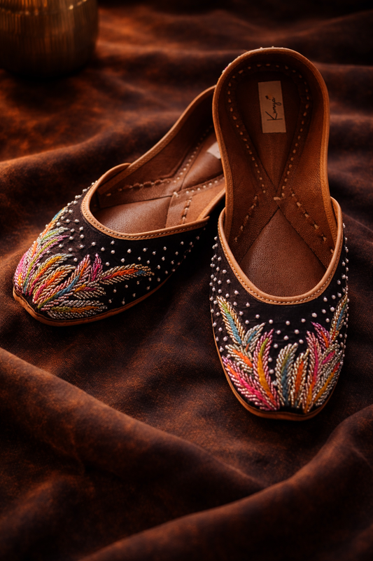 Midnight Bloom Embellished Jutti