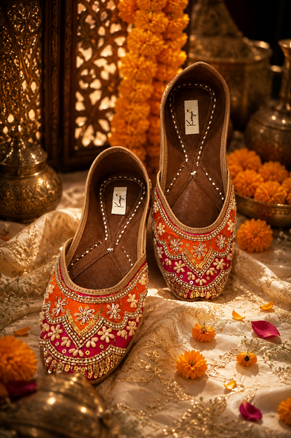 Komya Gulnaar Embellished Jutti