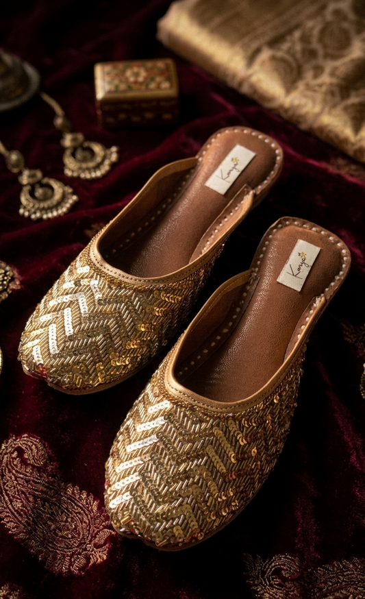 Golden Chevron Embellished Jutti